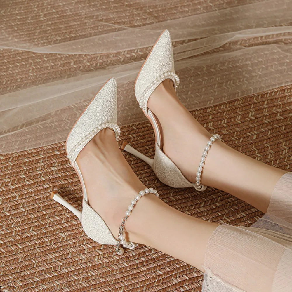 High Heeled Shoes Women's Sandals with A Thin Heel and Pointed Toe A Straight Cut Lace Surface White Pearl Bridal Shoes Women